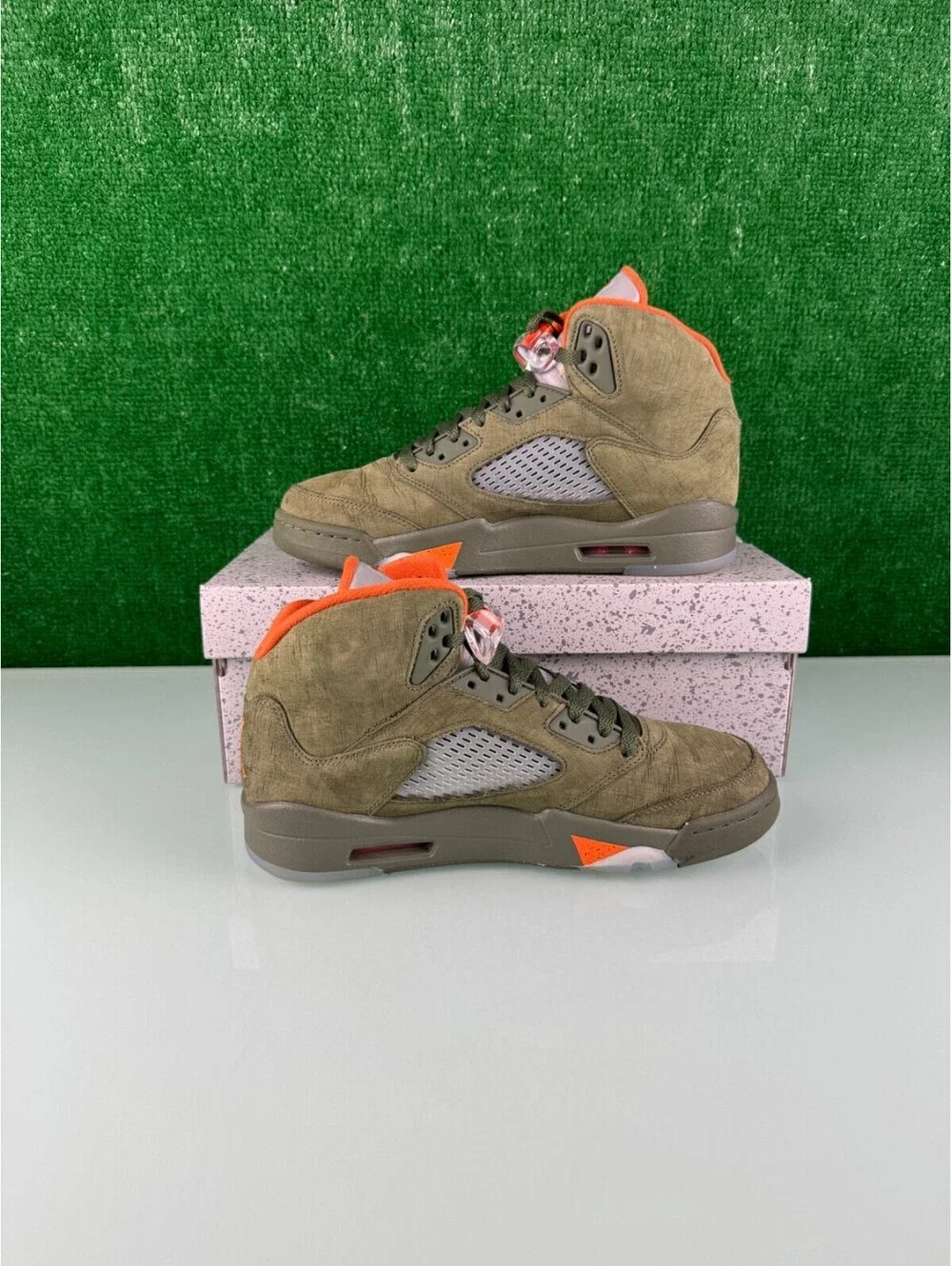 Size 9 - Air Jordan 5 Retro 2024 Olive CLEAN!